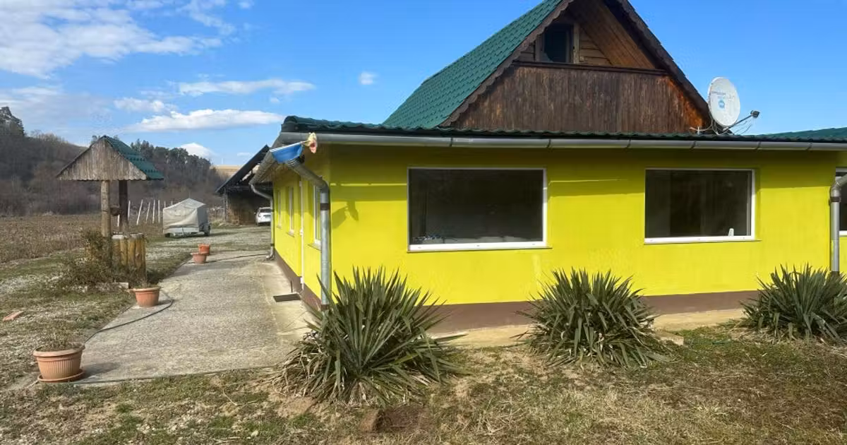 Casă individuală de vânzare cu 5 camere, mobilată în zona Periferie, Sibiu