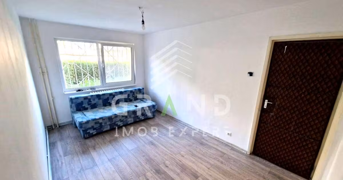 Apartament de vânzare cu 3 camere, mobilat în zona Mănăștur, Cluj-Napoca