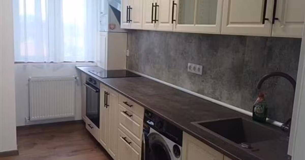 Apartament de vânzare cu 2 camere, mobilat în zona Turnișor, Sibiu