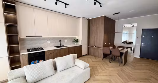 Apartament Florești