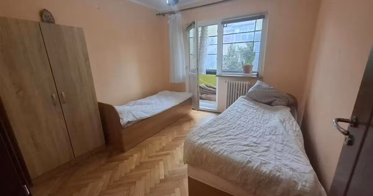 Apartament de vânzare cu 4 camere în zona Hipodrom 3, Sibiu