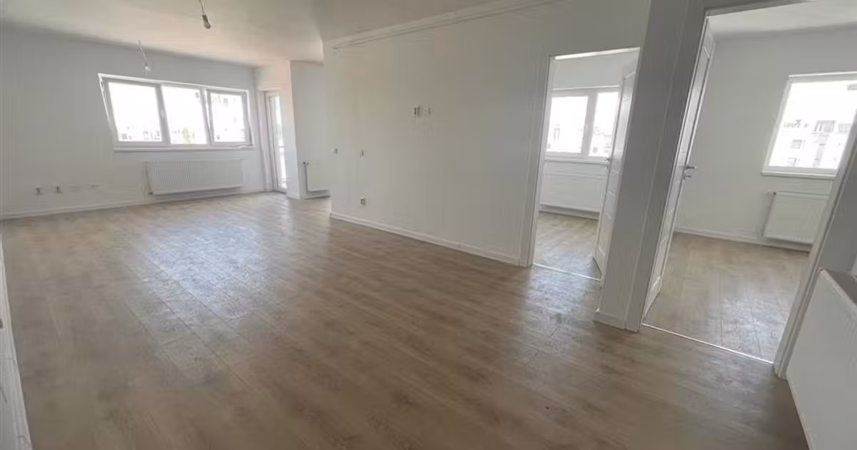 Apartament de vânzare cu 4 camere în zona Exterior Sud, Sibiu