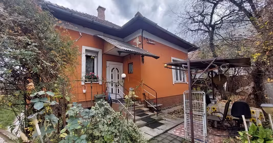 Casă Centru
