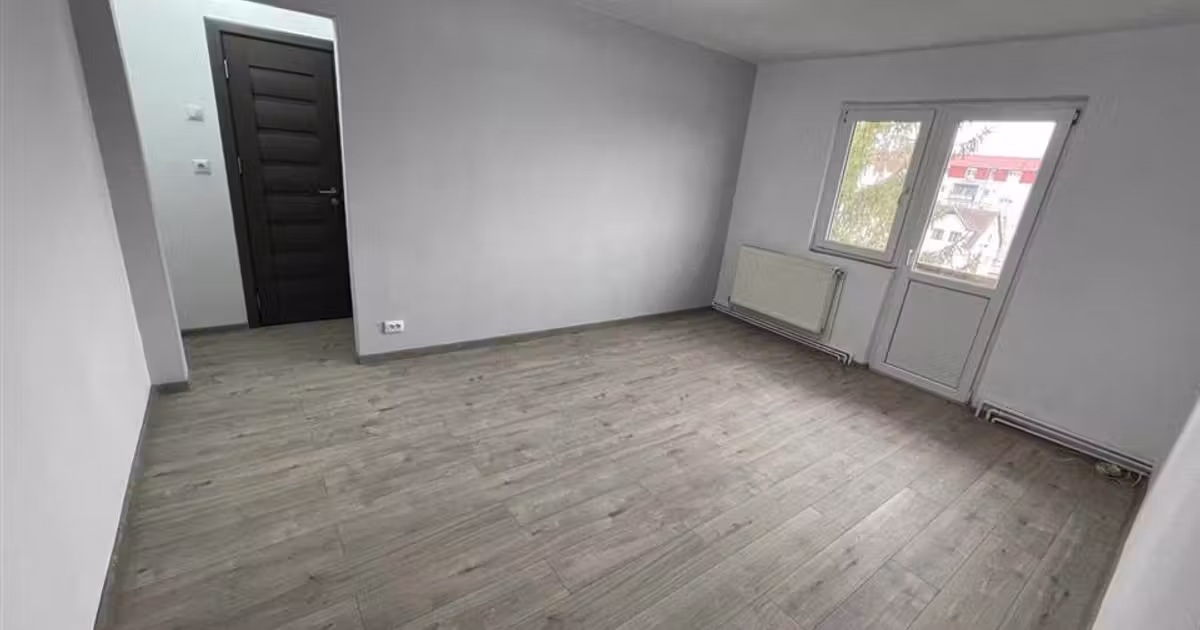 Apartament de vânzare cu 2 camere în zona Hipodrom 4, Sibiu
