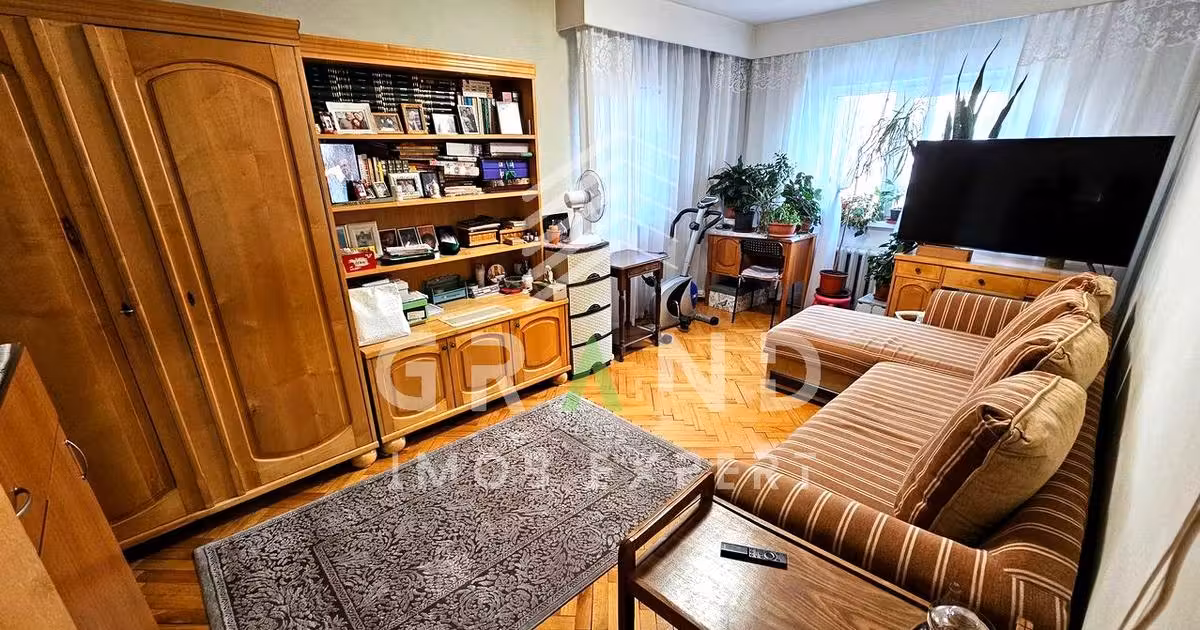 Apartament de vânzare cu 4 camere în zona Mănăștur, Cluj-Napoca