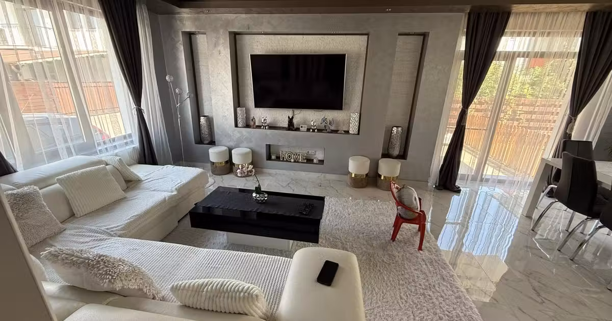 Duplex de vânzare cu 4 camere, mobilat în Florești