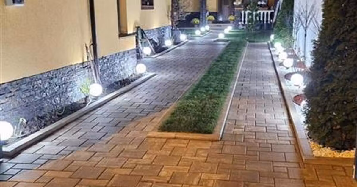 Casă individuală de vânzare cu 6 camere în zona Terezian, Sibiu