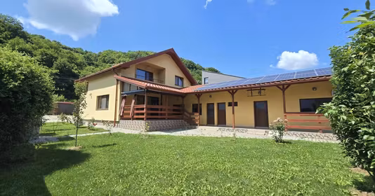 Casă Florești
