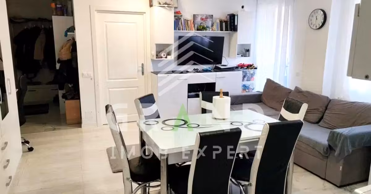 Apartament de vânzare cu 3 camere, mobilat în Florești