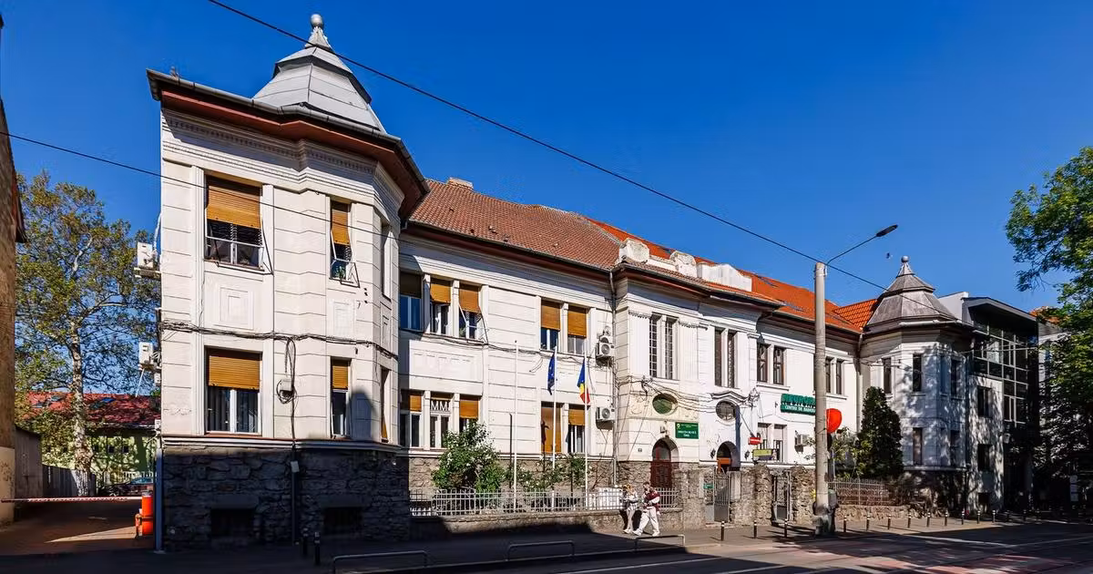 Apartament de vânzare cu 7 camere în zona Ultracentral, Timișoara