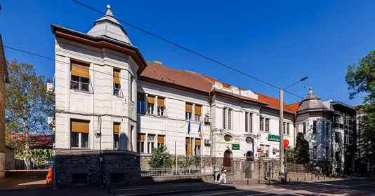 Apartament Cetate