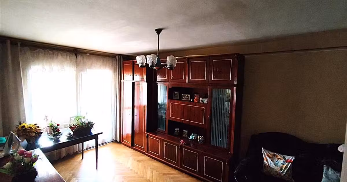 Apartament de vânzare cu 3 camere, mobilat în zona Calea Poplăcii, Sibiu