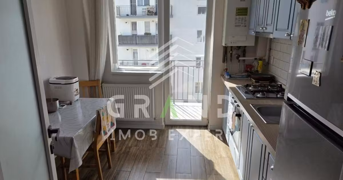 Apartament de vânzare cu 2 camere, mobilat în Florești
