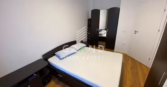 Apartament Florești