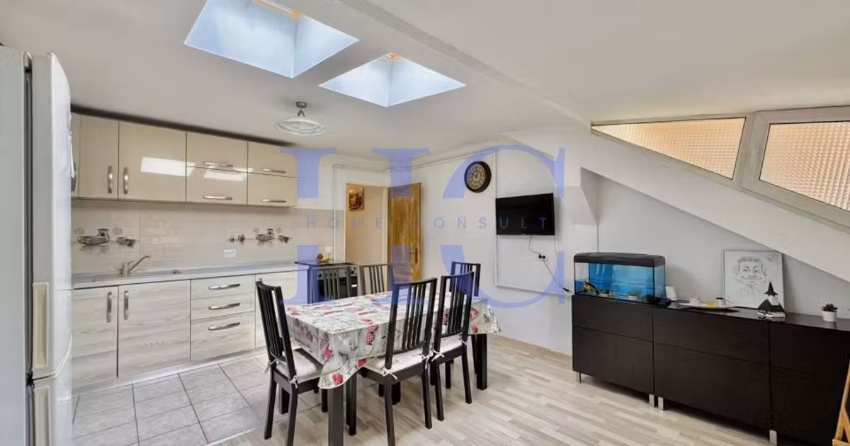 Apartament de vânzare cu 3 camere, mobilat în zona Ștrand, Sibiu