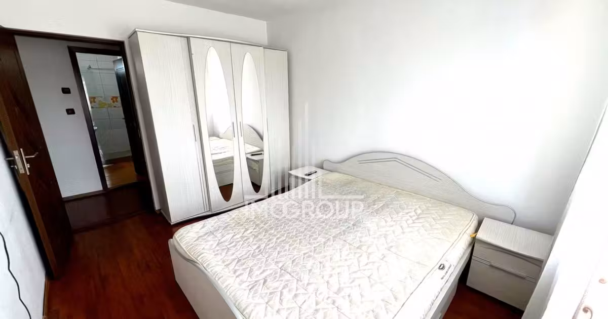 Apartament de vânzare cu 3 camere, mobilat în zona Mănăștur, Cluj-Napoca