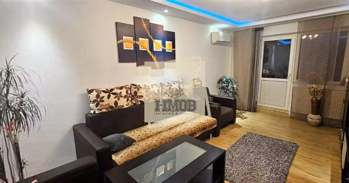 Apartament de vânzare cu 3 camere, mobilat în Cisnădie
