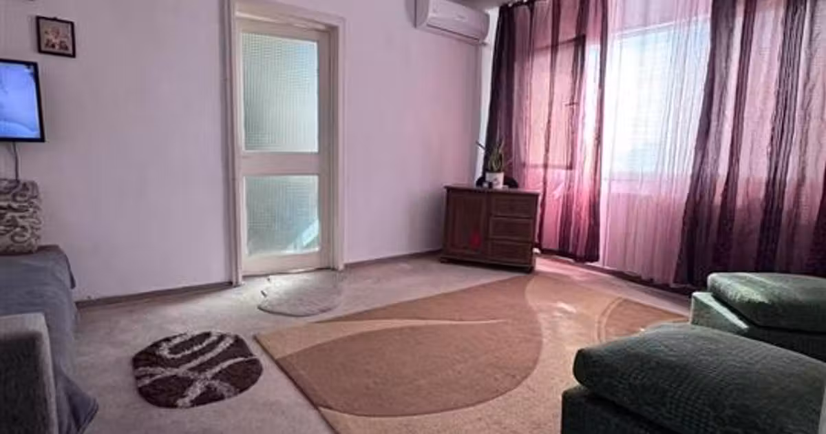 Apartament de vânzare cu 2 camere în zona Podu Roș, Iași