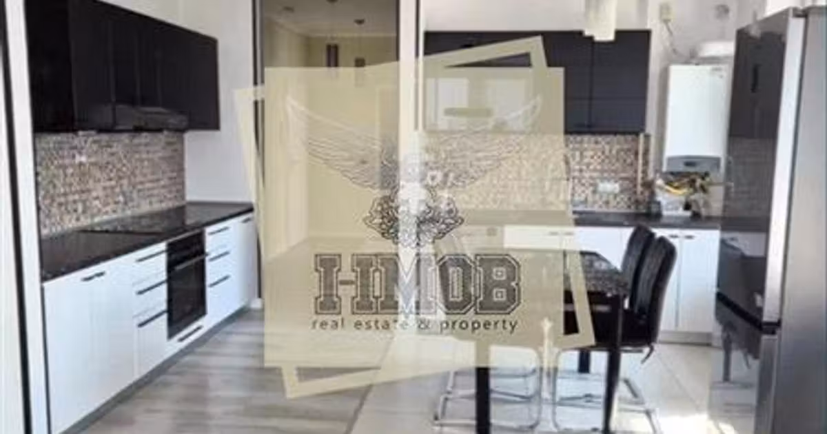 Penthouse de vânzare cu 3 camere, mobilat în zona Exterior Sud, Sibiu