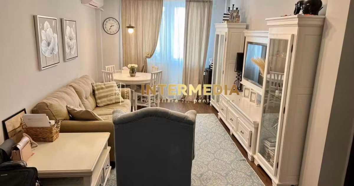 Apartament de vânzare cu 3 camere, mobilat în zona Tolstoi, Alba Iulia