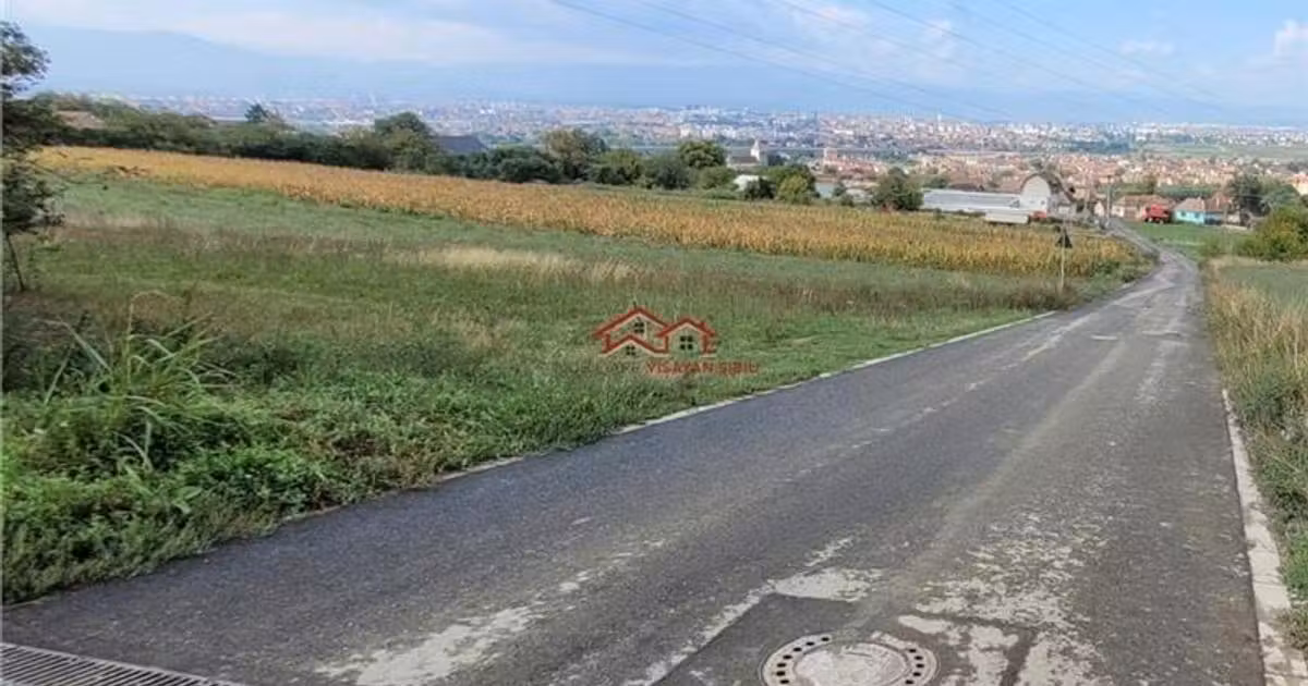 Teren intravilan de vânzare de 4000 mp, în zona Gușterița, Sibiu