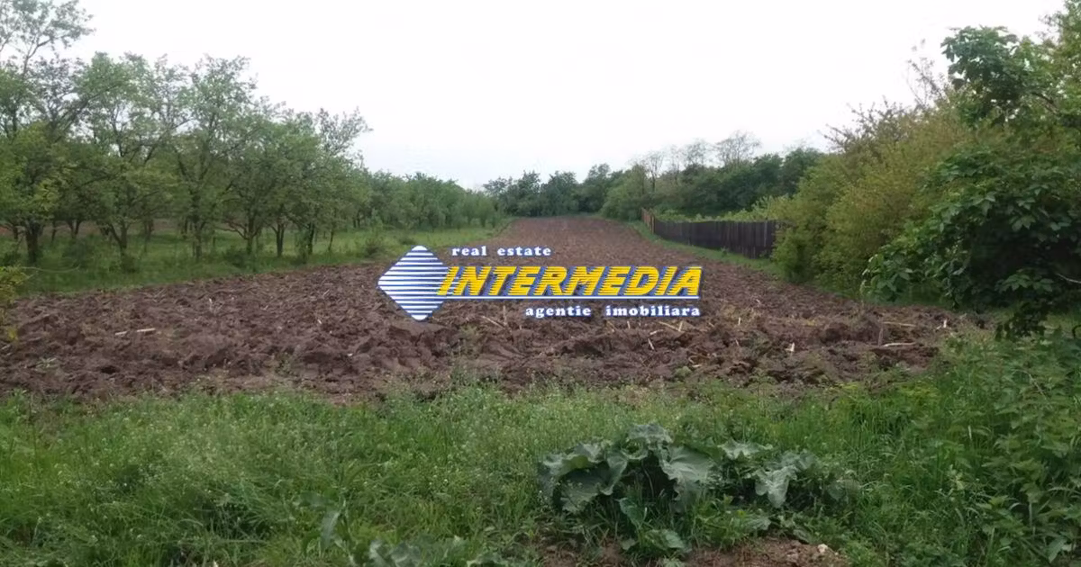 Teren Construcții intravilan de vânzare de 2200 mp, în zona Sud, Alba Iulia