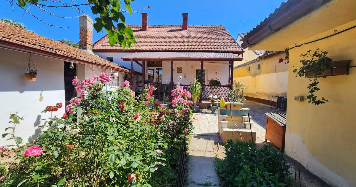 Casă individuală de vânzare cu 2 camere, mobilată în zona Freidorf, Timișoara