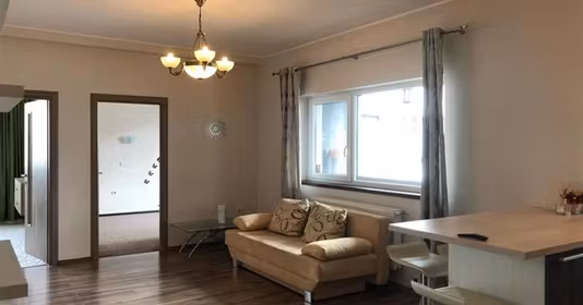 Apartament Florești