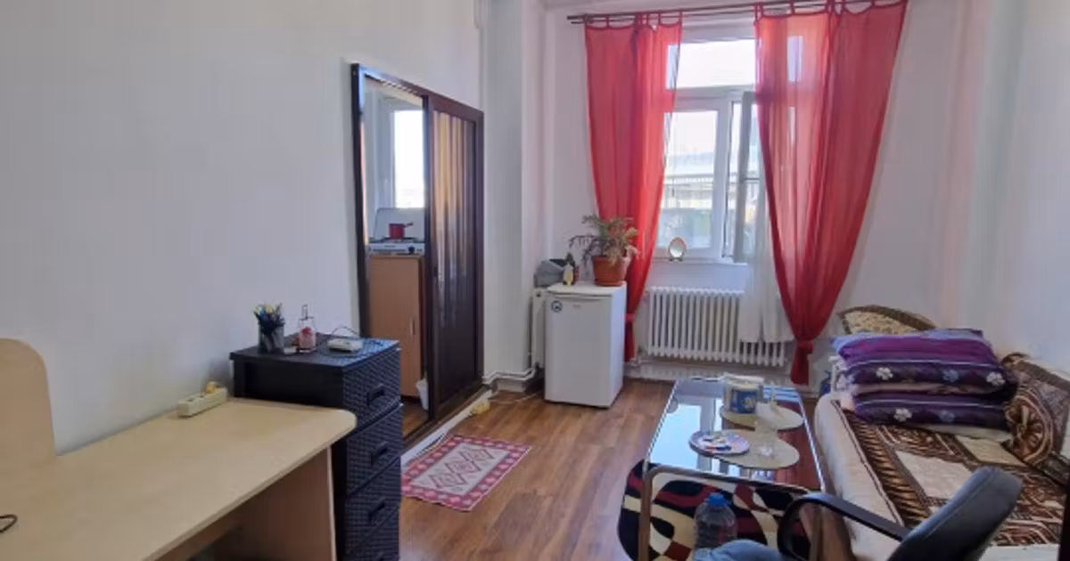 Garsonieră de vânzare, mobilată în zona Central, Ultracentral