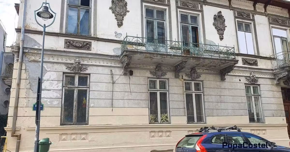 Casă individuală de vânzare cu 18 camere în Ultracentral