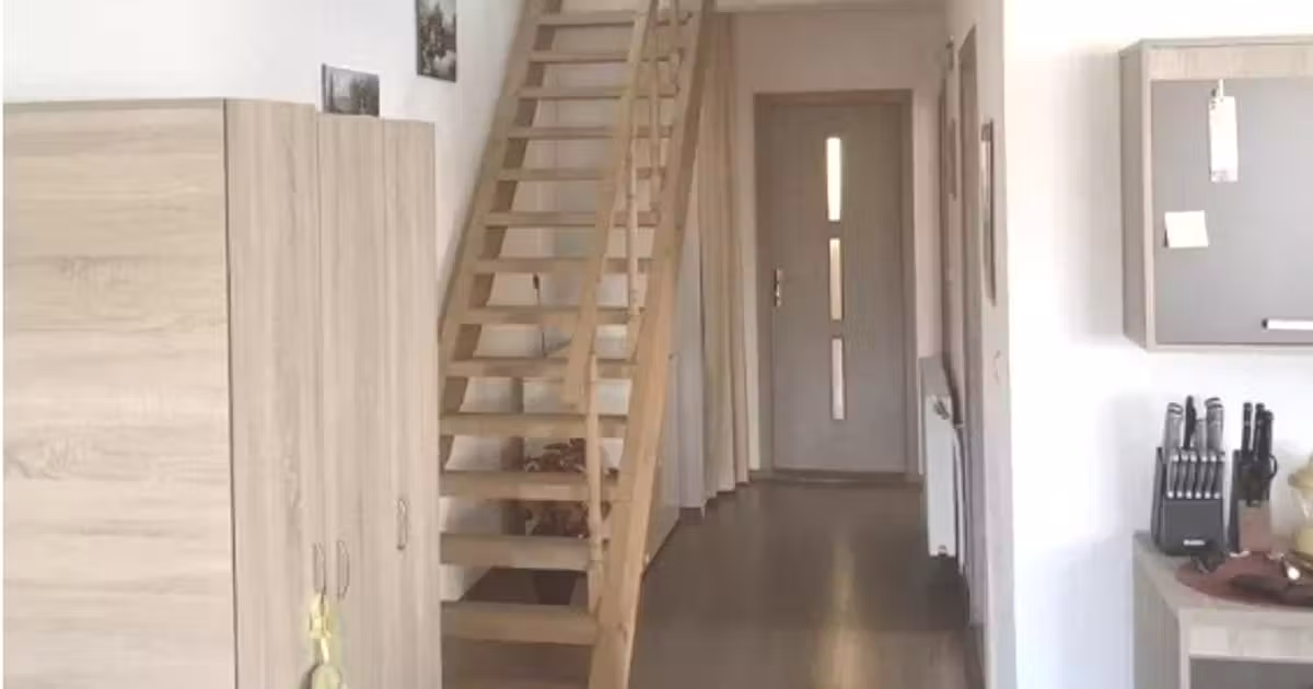 Casă individuală de vânzare cu 2 camere, mobilată în zona Ampoi 3, Alba Iulia