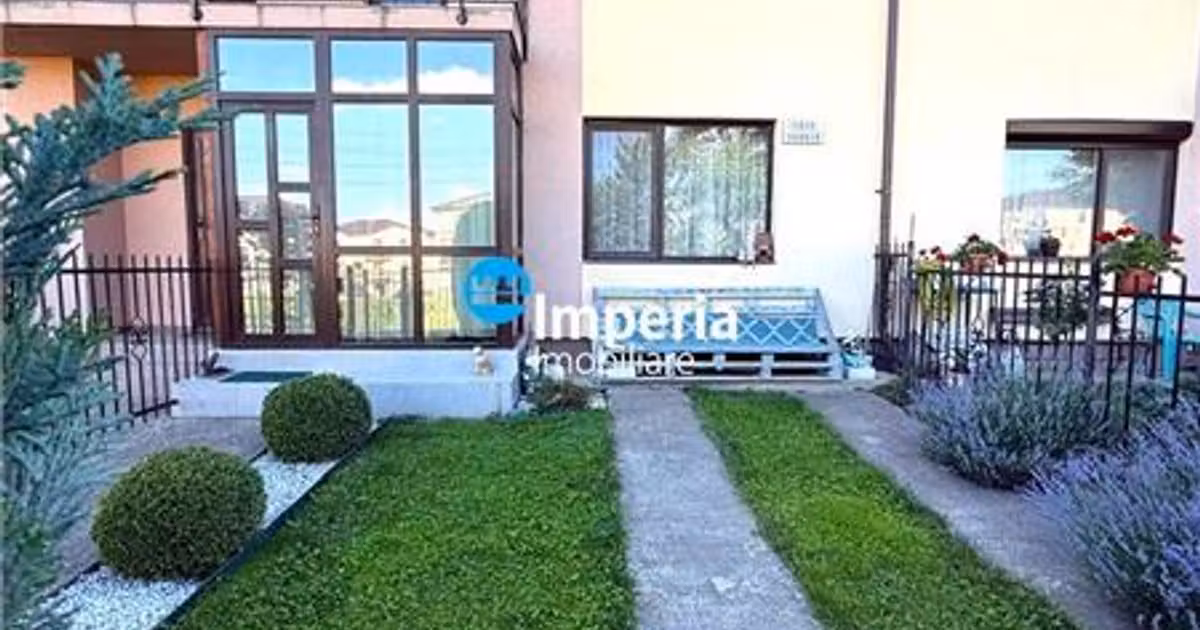 Casă de vânzare cu 3 camere, mobilată în Lunca Cetățuii