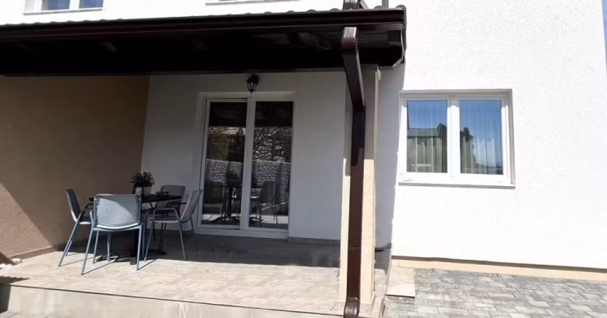 Duplex de vânzare cu 4 camere, mobilat în zona Est, Alba Iulia