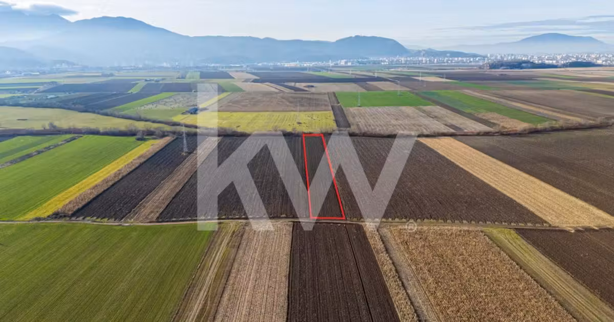 Teren agricol extravilan de vânzare de 3500 mp, în Săcele