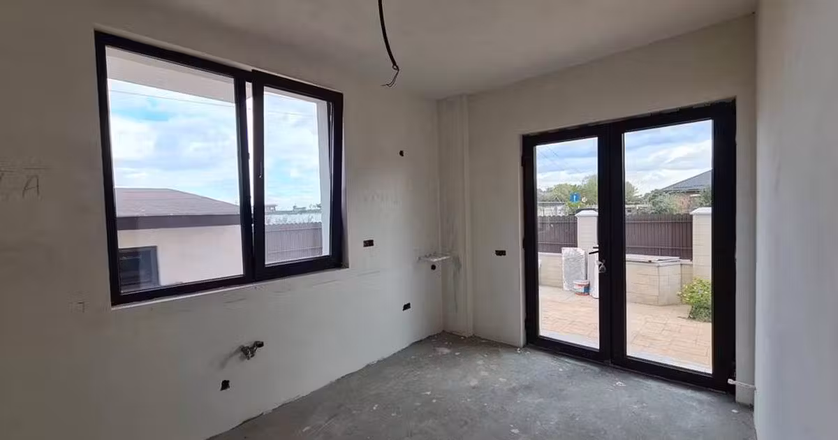 Casă de vânzare cu 3 camere în Buftea