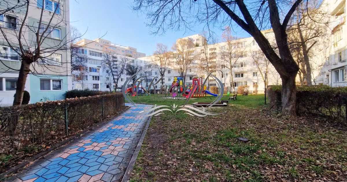 Apartament de vânzare cu 3 camere, mobilat în zona Mănăștur, Cluj-Napoca
