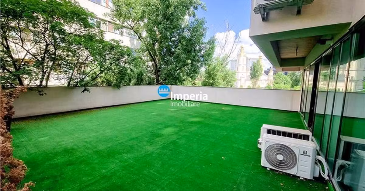 Birou de vânzare 176 mp în zona Central, Iași