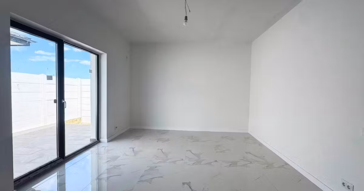 Casă individuală de vânzare cu 4 camere în Clinceni