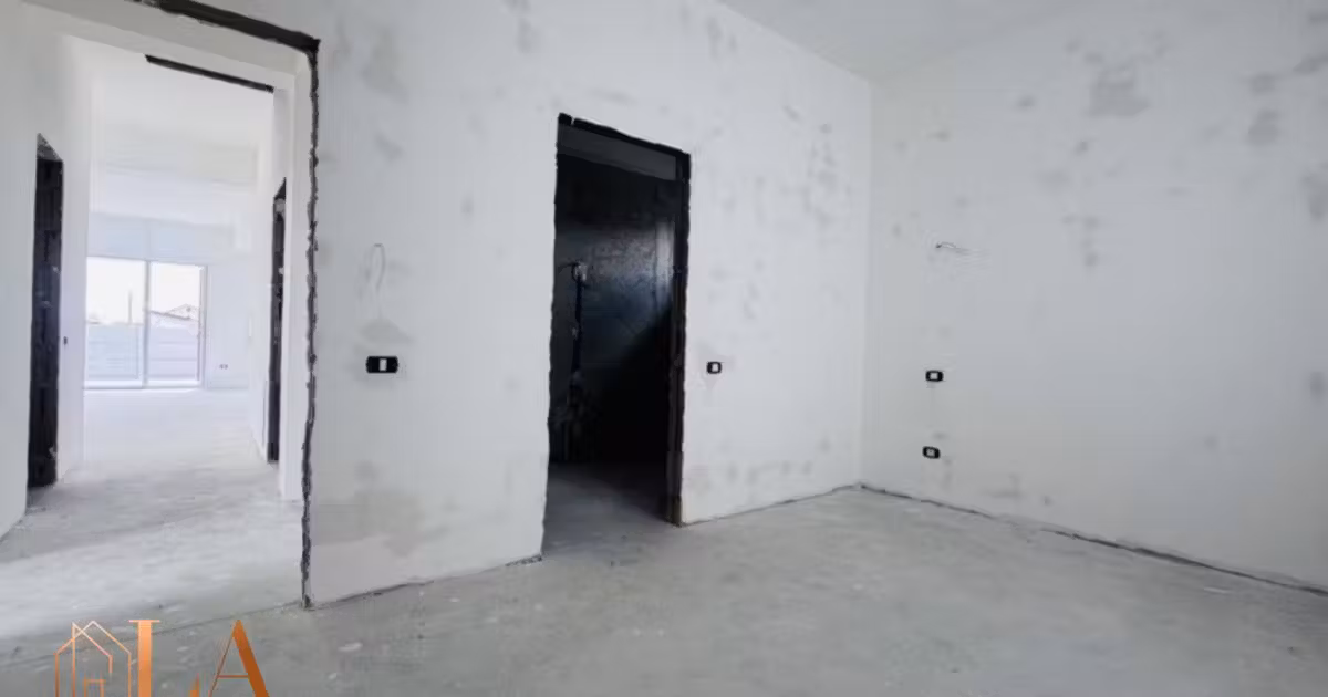 Casă individuală de vânzare cu 4 camere în Domnești