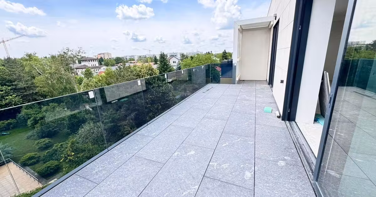 Apartament de vânzare cu 5 camere în zona Iancu Nicolae, Sector 1