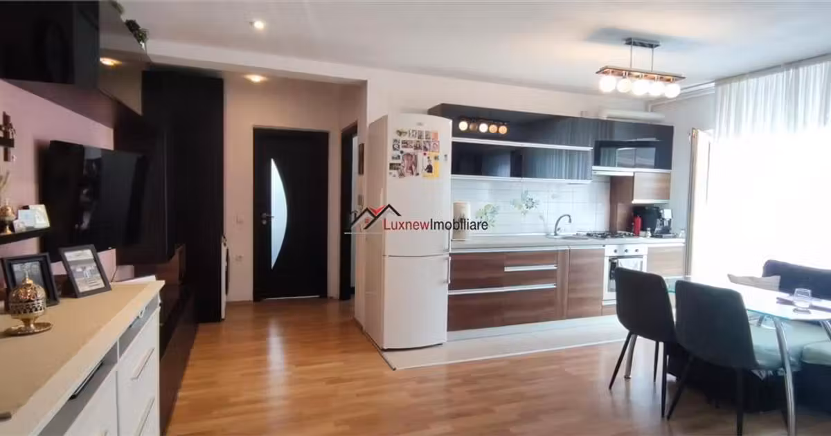 Apartament de vânzare cu 2 camere, mobilat în Florești