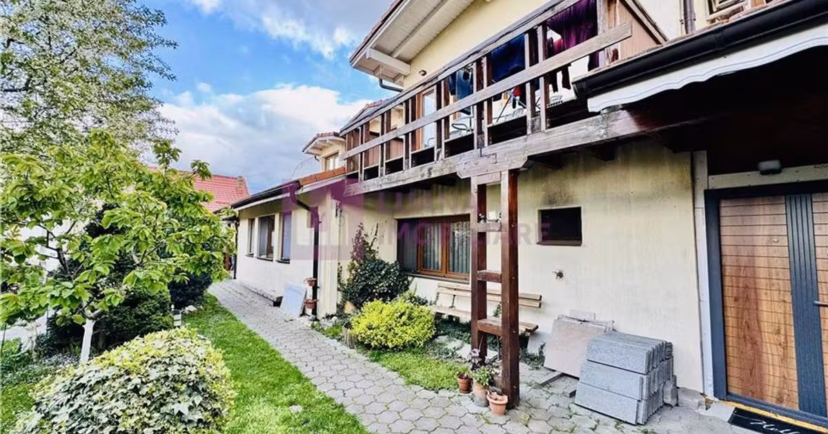 Casă individuală de vânzare cu 6 camere, mobilată în zona Piața Cluj, Sibiu