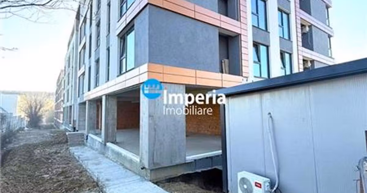 Spațiu comercial de vânzare de 122 mp, în Iași