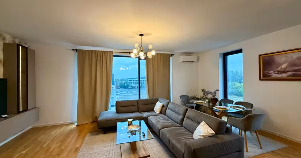 Apartament de vânzare cu 4 camere în zona Băneasa, Sector 1