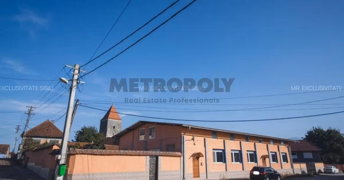 Spațiu comercial de vânzare 550 mp în Săcădate