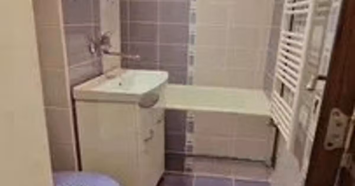 Apartament de vânzare cu 3 camere, mobilat în zona Mănăștur, Cluj-Napoca