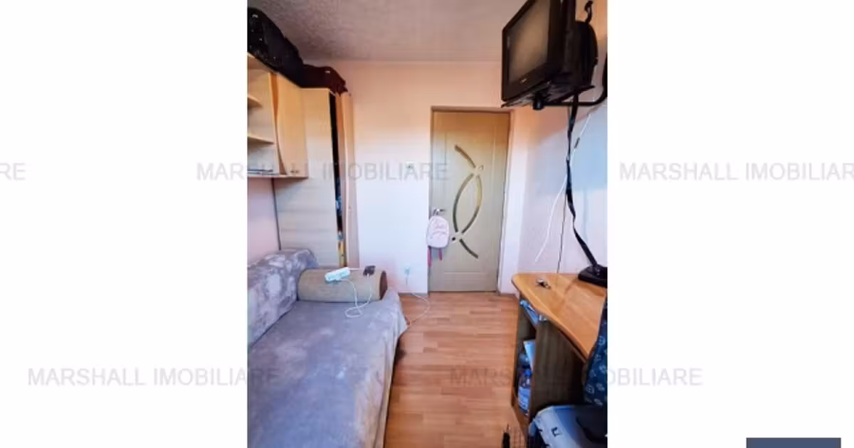 Apartament de vânzare cu 3 camere în zona Nord, Ploiești