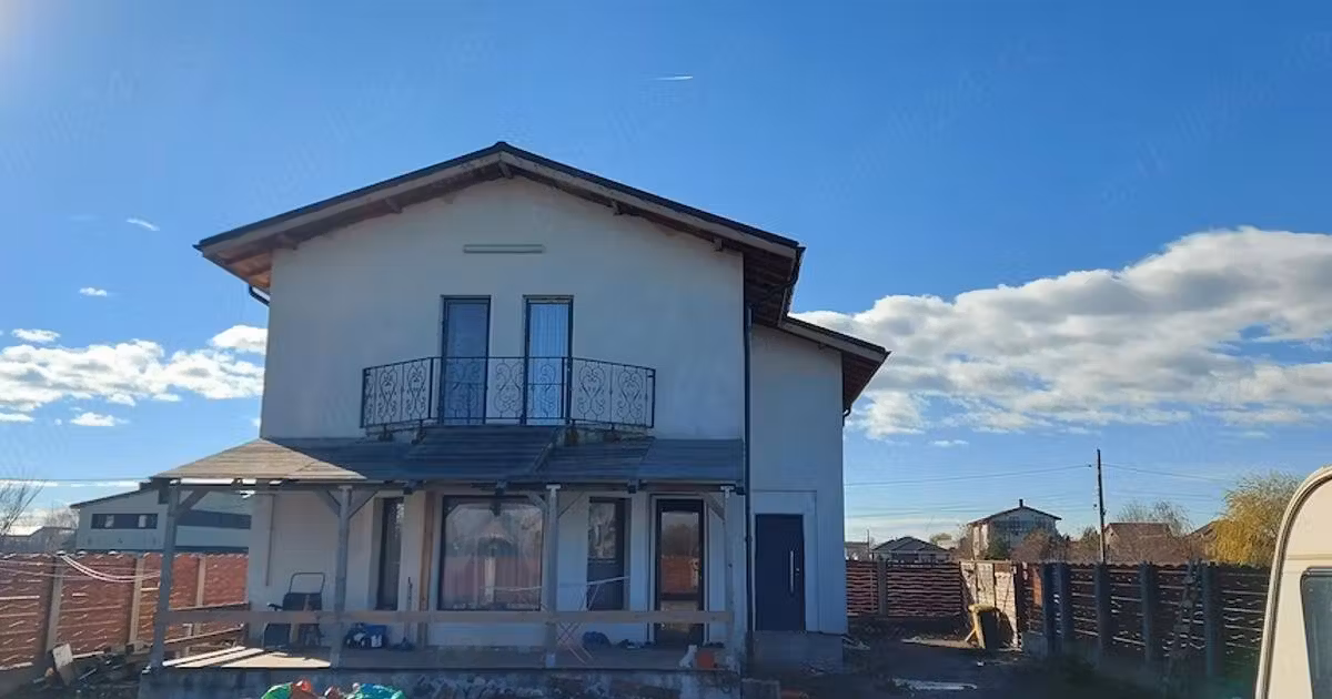 Casă individuală de vânzare cu 5 camere în Cornetu