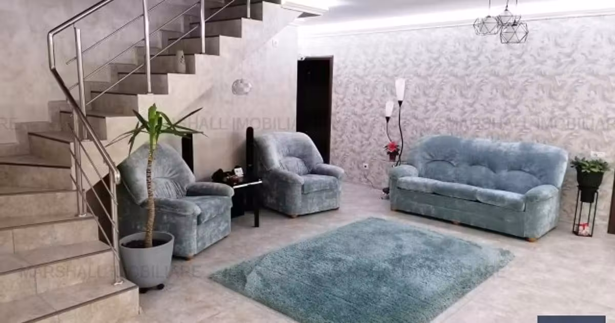 Casă de vânzare cu 4 camere, mobilată în Strejnicu