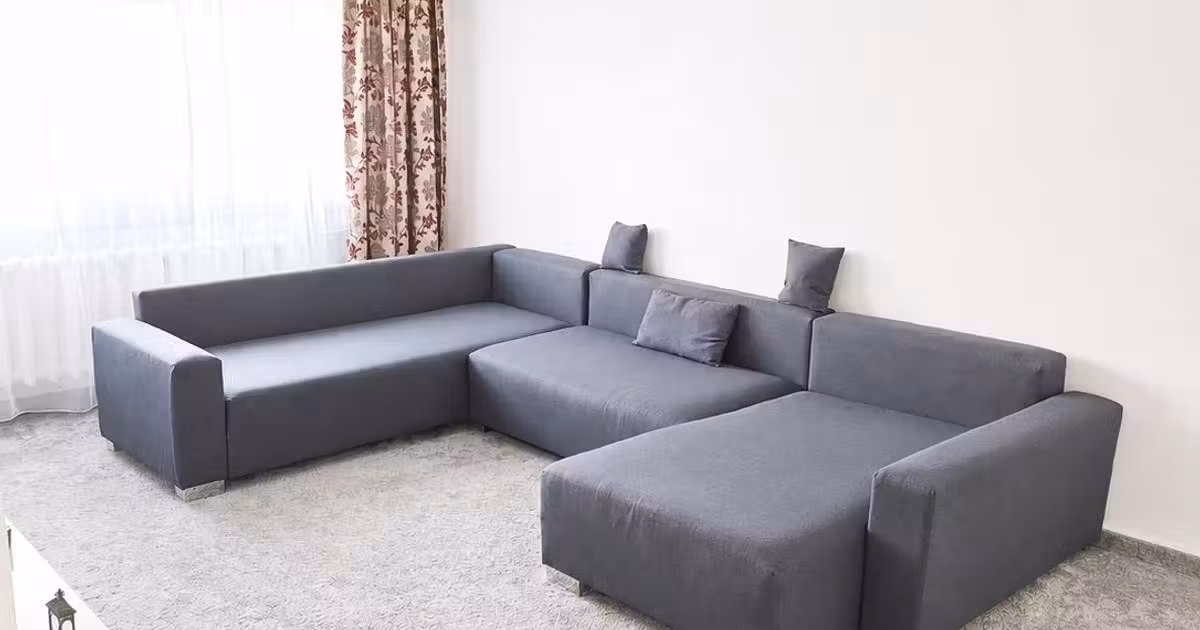 Apartament de vânzare cu 2 camere, mobilat în zona Trocadero, Constanța